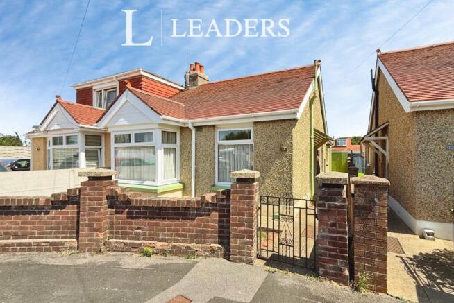 2 bed property, in Oxford Road, £230,000