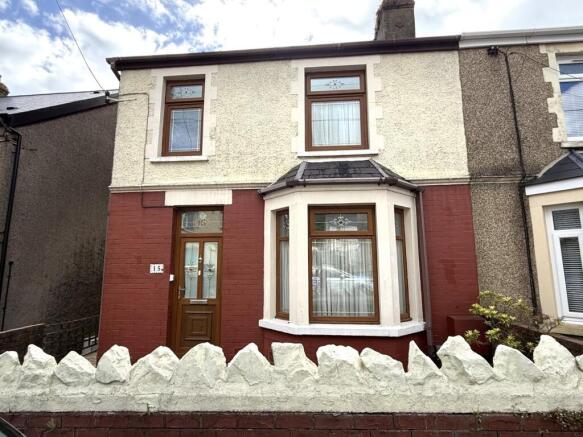 3 bed property, in Geifr Road, £139,995