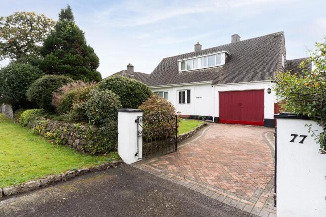 3 bed property, in 77 Tehidy Road - Private 3 bedroom home with stunning gardens, £390,000