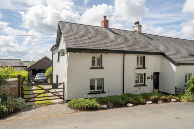 3 bed property, in Langtree, £335,000
