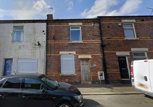2 bed property, in 64 Sixth Street, £14,000
