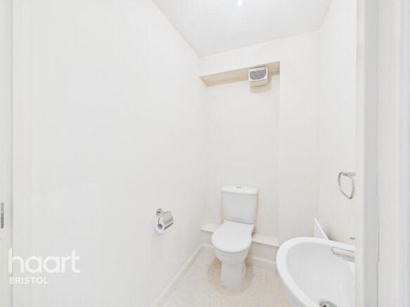 3 bed property, in Wood Street, £325,000