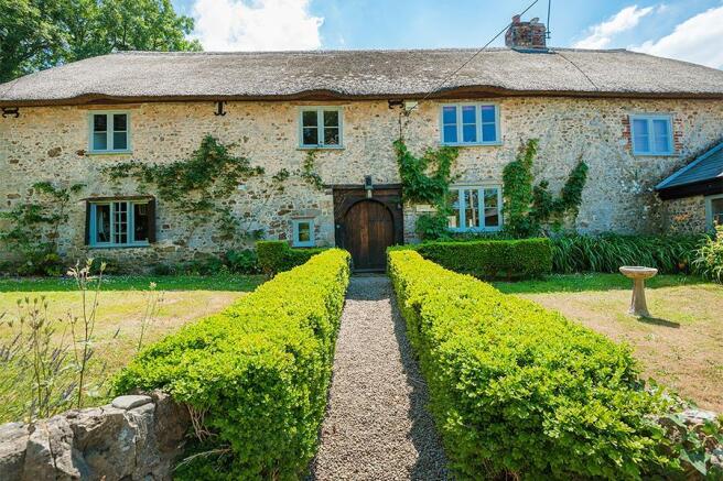 4 bed property, in Whitchurch Canonicorum, £775,000