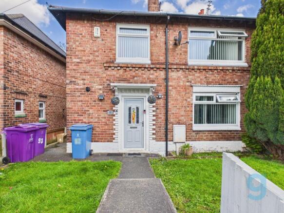 3 bed property, in Tollerton Road, £165,000
