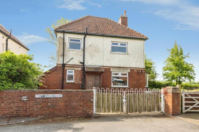 3 bed property, in Newland View, £260,000