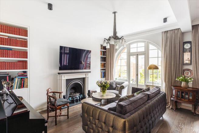 3 bed property, in Fitzjames Avenue, £1,795,000