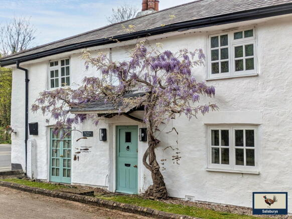 4 bed property, in Bedford Bridge, £575,000