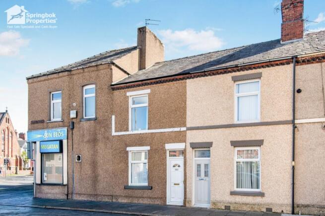 2 bed property, in Frederick Street, £75,000