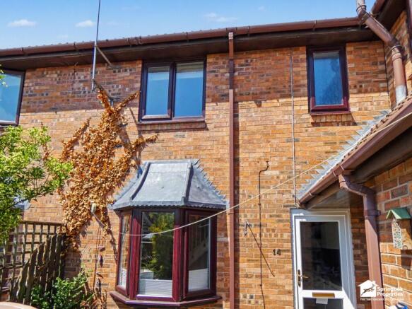 1 bed property, in May Court, £145,000