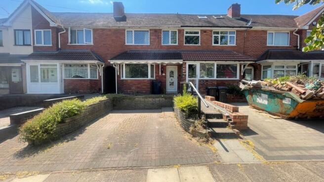 3 bed property, in Aldridge Road, £200,000