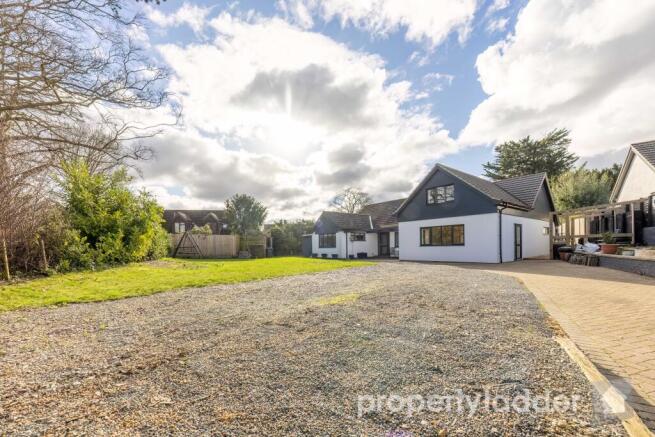 5 bed property, in Telegraph Lane East, £770,000