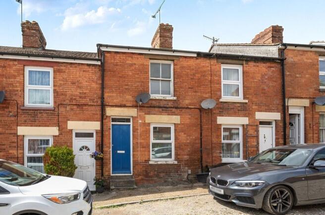 3 bed property, in Bell Street, £210,000