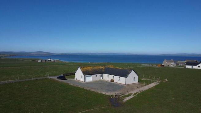3 bed property, in Stringvue, £300,000