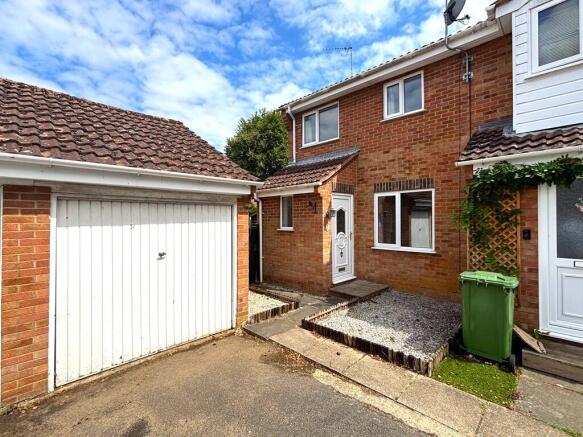 3 bed property, in Silver Hill, £199,950