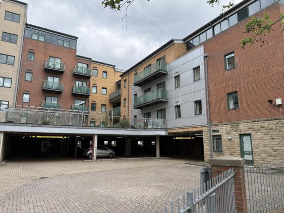 1 bed property, in Flat 90, £78,000