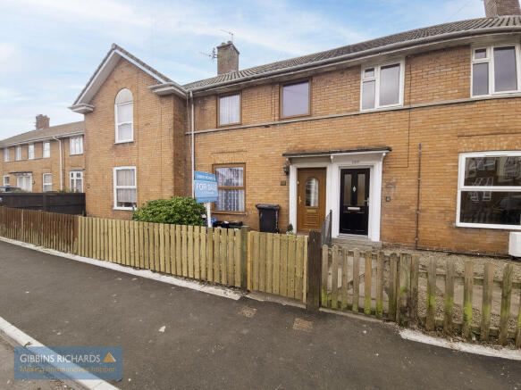 2 bed property, in Kendale Road, £207,500