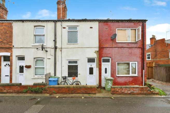 2 bed property, in Vicars Walk, £88,000