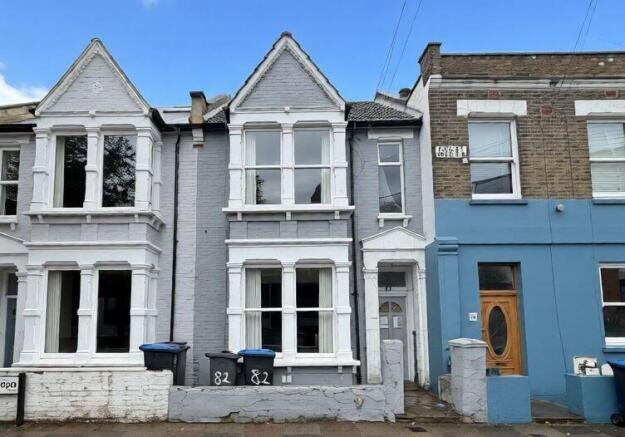 3 bed property, in 82 Harley Road, £375,000