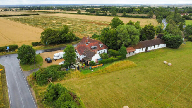 6 bed property, in Wilden Road, £550,000