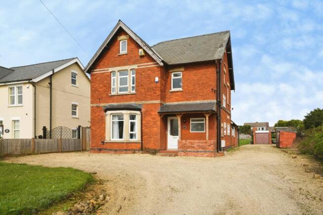 4 bed property, in Hucclecote Road, £650,000