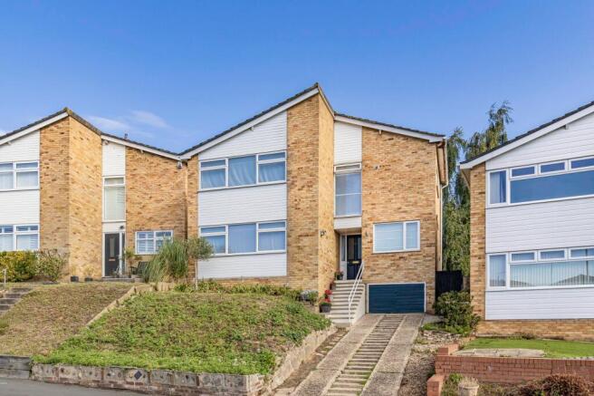 4 bed property, in Woodthorpe Road, £350,000