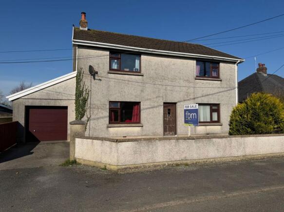 3 bed property, in Wyndale, £300,000