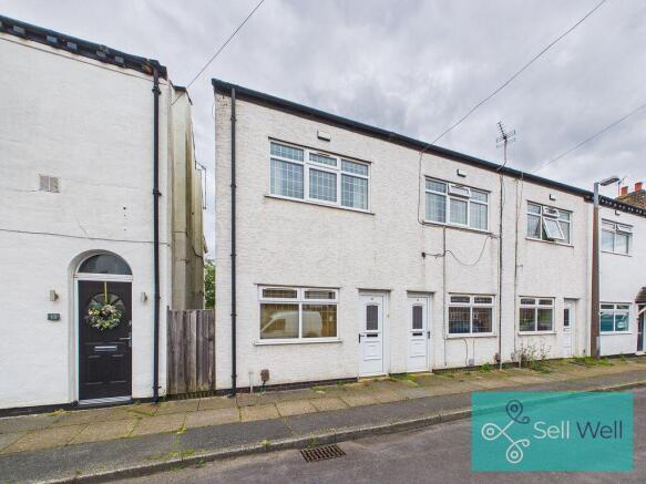 2 bed property, in Arthur Street, £200,000