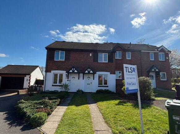 2 bed property, in Berenda Drive, £290,000
