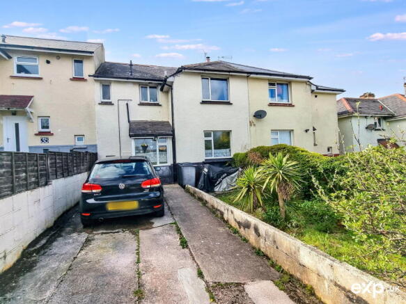 3 bed property, in Derrell Road, £240,000