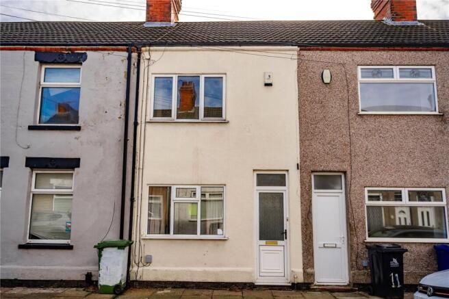 3 bed property, in Arthur Street, £62,000