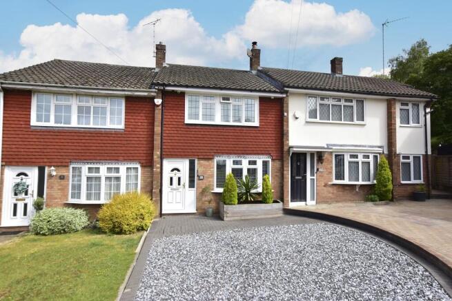 3 bed property, in Chichester Way, £450,000