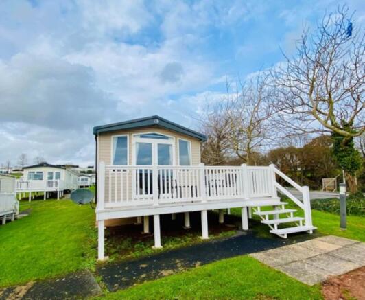3 bed property, in Exmouth, £25,000