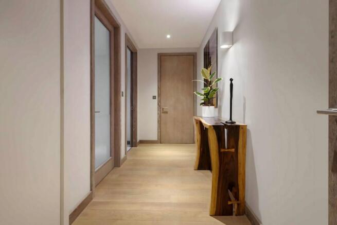 1 bed property, in Chivers Passage, £530,000
