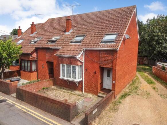 3 bed property, in Arthur Street, £400,000