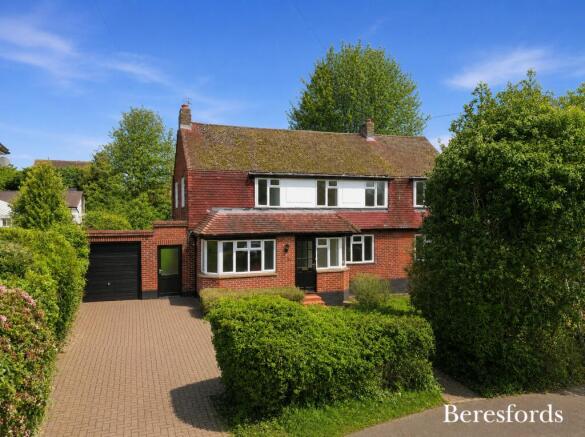 4 bed property, in Marshalls Road, £650,000
