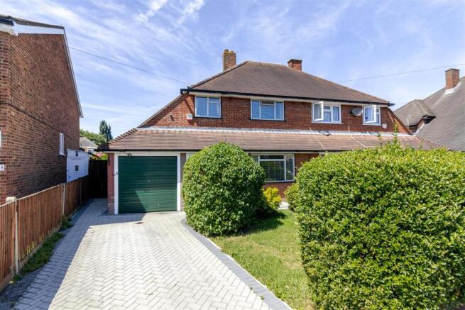 3 bed property, in South Park Way, £650,000
