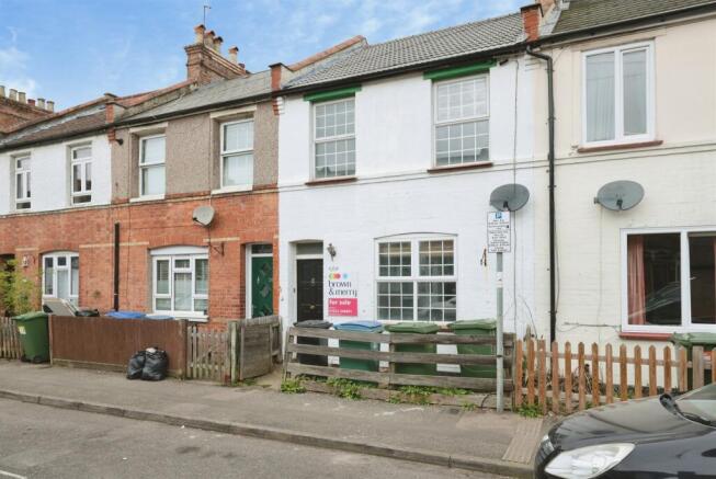3 bed property, in Chester Road, £400,000