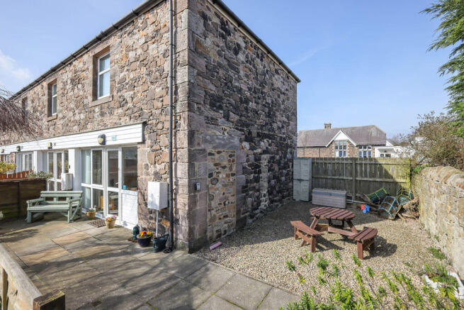 2 bed property, in Periwinkle Cottage, £235,000
