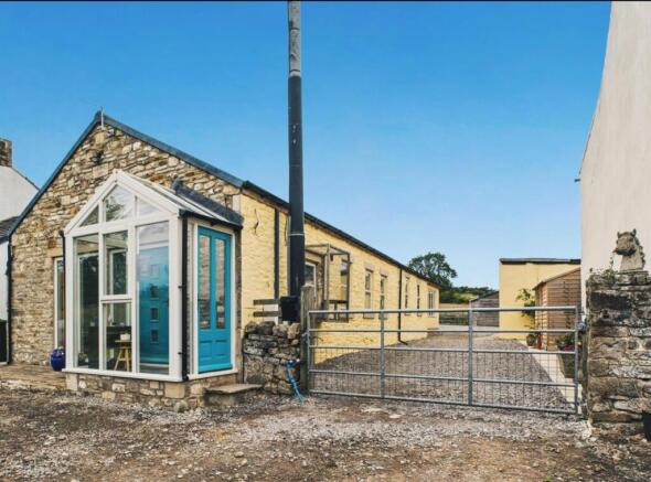 3 bed property, in The Byre, £330,000
