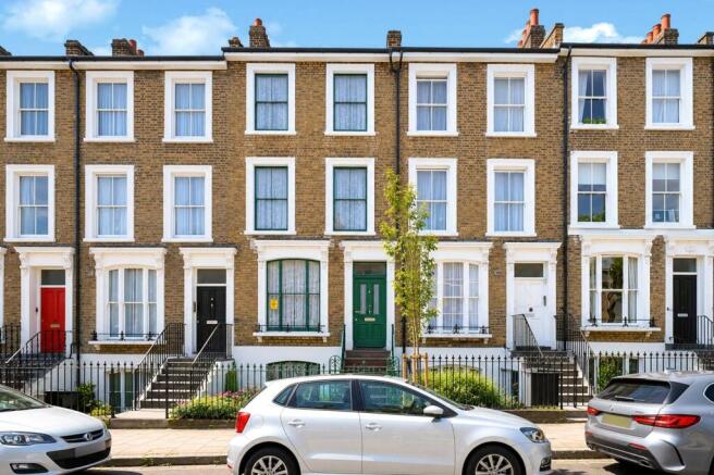 5 bed property, in Hargrave Road, £1,300,000