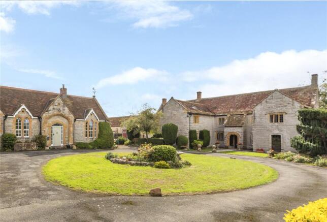 6 bed property, in Long Sutton, £1,495,000