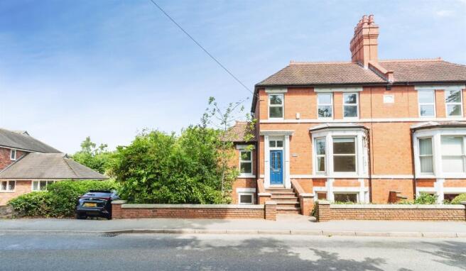 4 bed property, in Sunnyside Villas, £475,000
