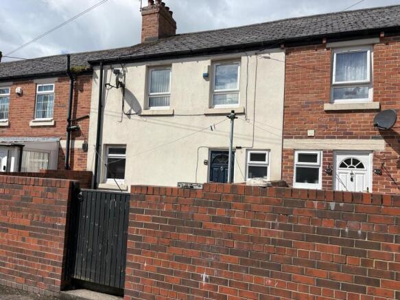 3 bed property, in James Street, £20,000