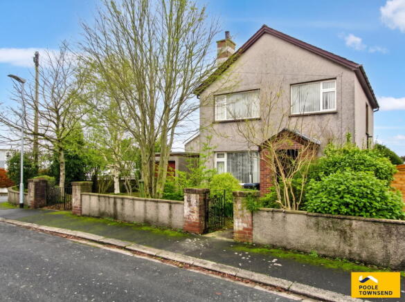 3 bed property, in Springfield Park Road, £343,000