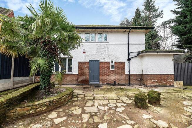 8 bed property, in Derby Road, £650,000