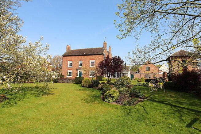 5 bed property, in Cedar Farmhouse and Cedar Barn Offices Draycott, £995,000