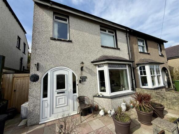 3 bed property, in Penchwintan Road, £159,995
