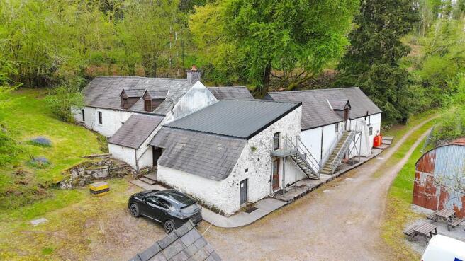 6 bed property, in Pen Arthur, £425,000