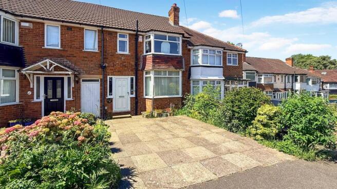 3 bed property, in Dunster Close, £250,000