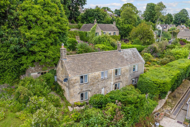 4 bed property, in Upper Lynch Road, £599,995